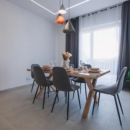 Seaside Luxury With Rooftop Pool בית נופש *