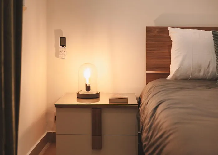 Seaside Luxury With Rooftop Pool בית נופש *