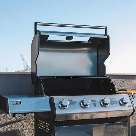 Seaside Luxury With Rooftop Pool Dom wakacyjny